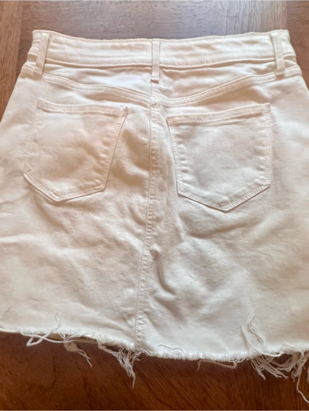 Women's White Denim Mini Skirt - Raw Hem - Size 4 - Picture 4 of 4
